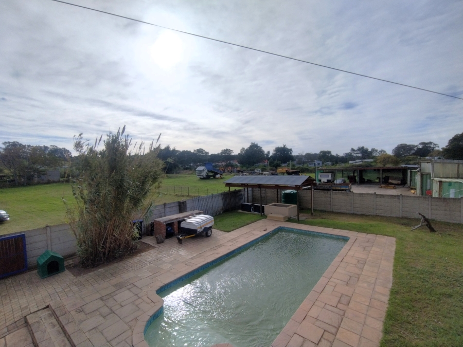 6 Bedroom Property for Sale in Kruisfontein Eastern Cape